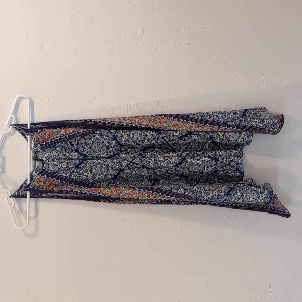 Max Studio trapeze top